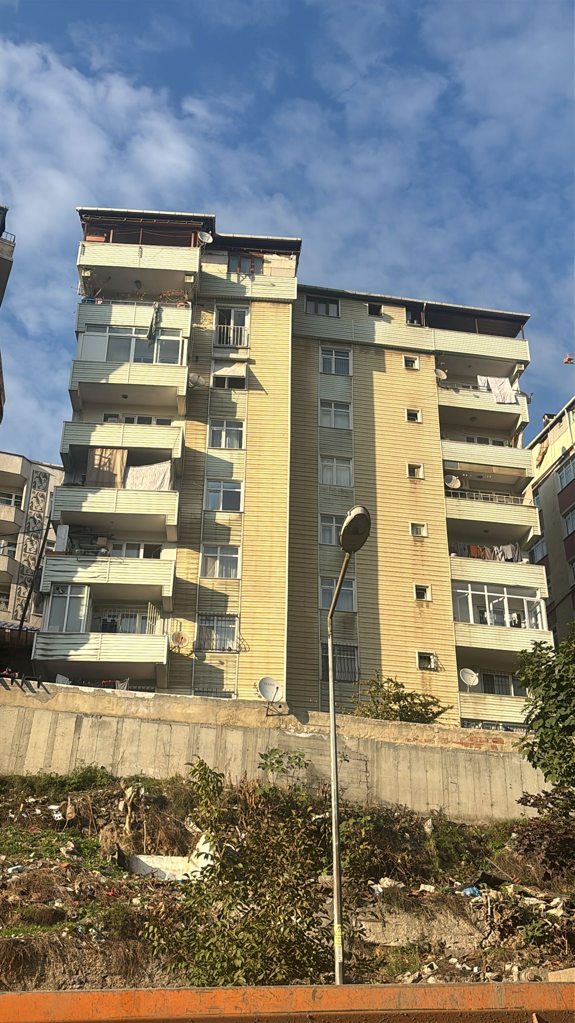 Seyrantepe Öner Apartmanı 2 dış cephe görünümü